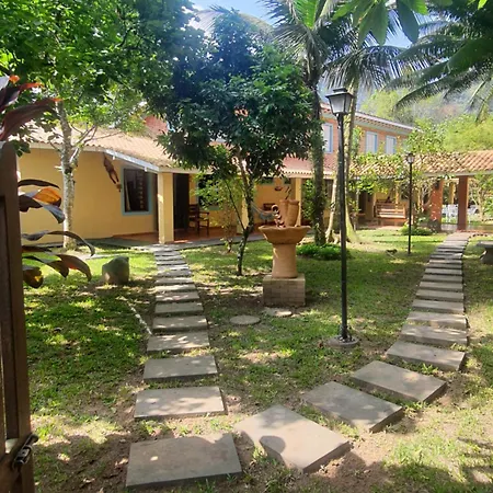 Suítes Quintal de Lázaro 4-2